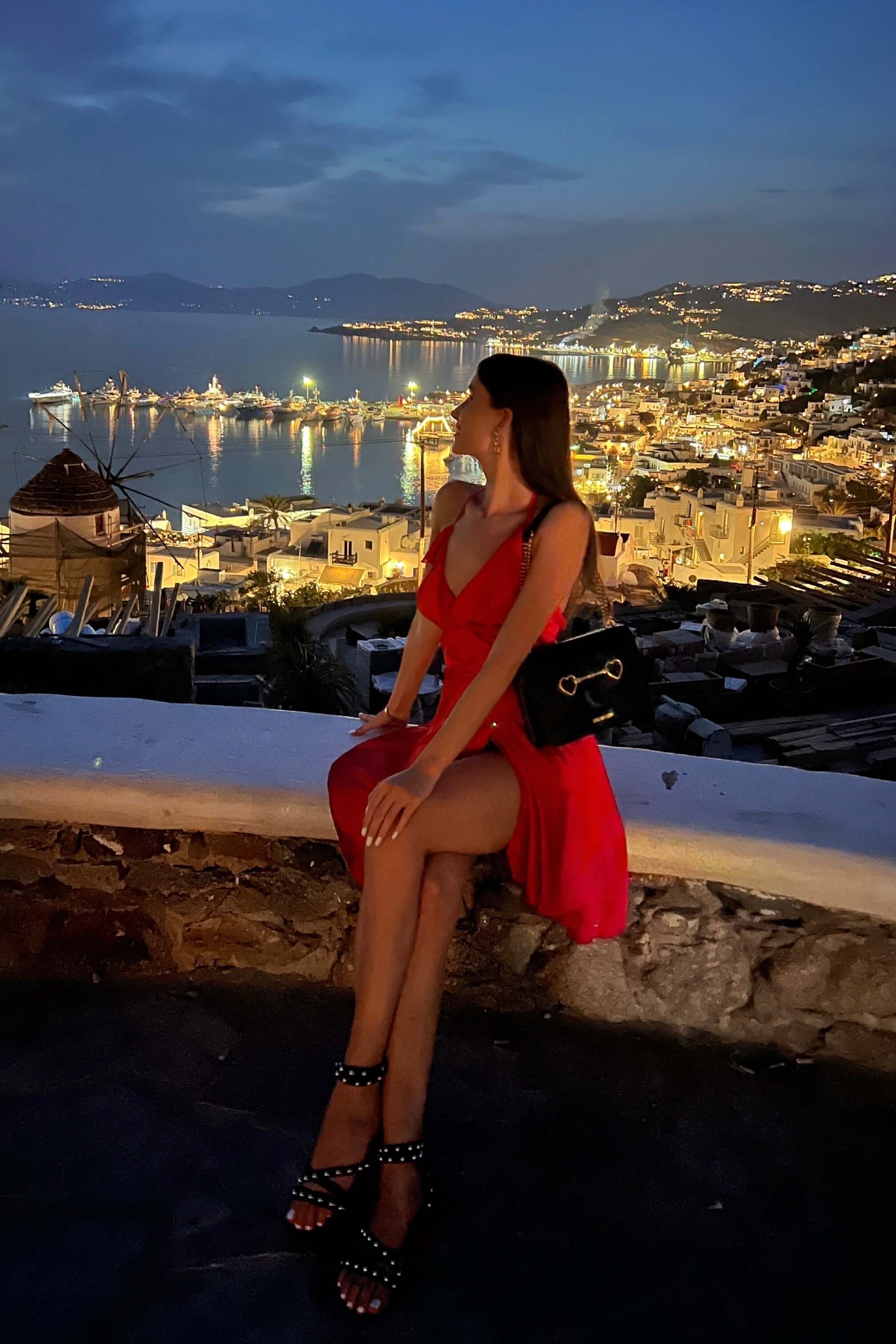 rochie scurta vaporoasa rosie