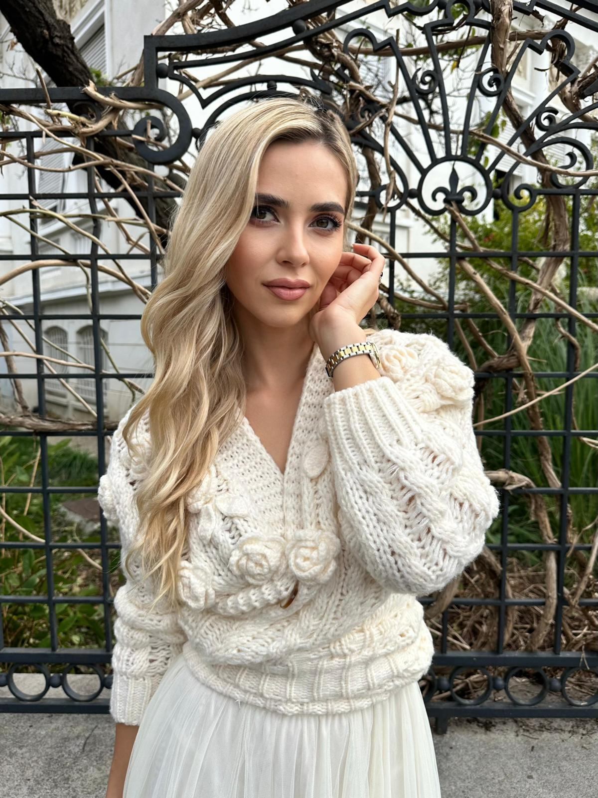 Pulover Tricotat cu Trandafiri, Ivory Roseline