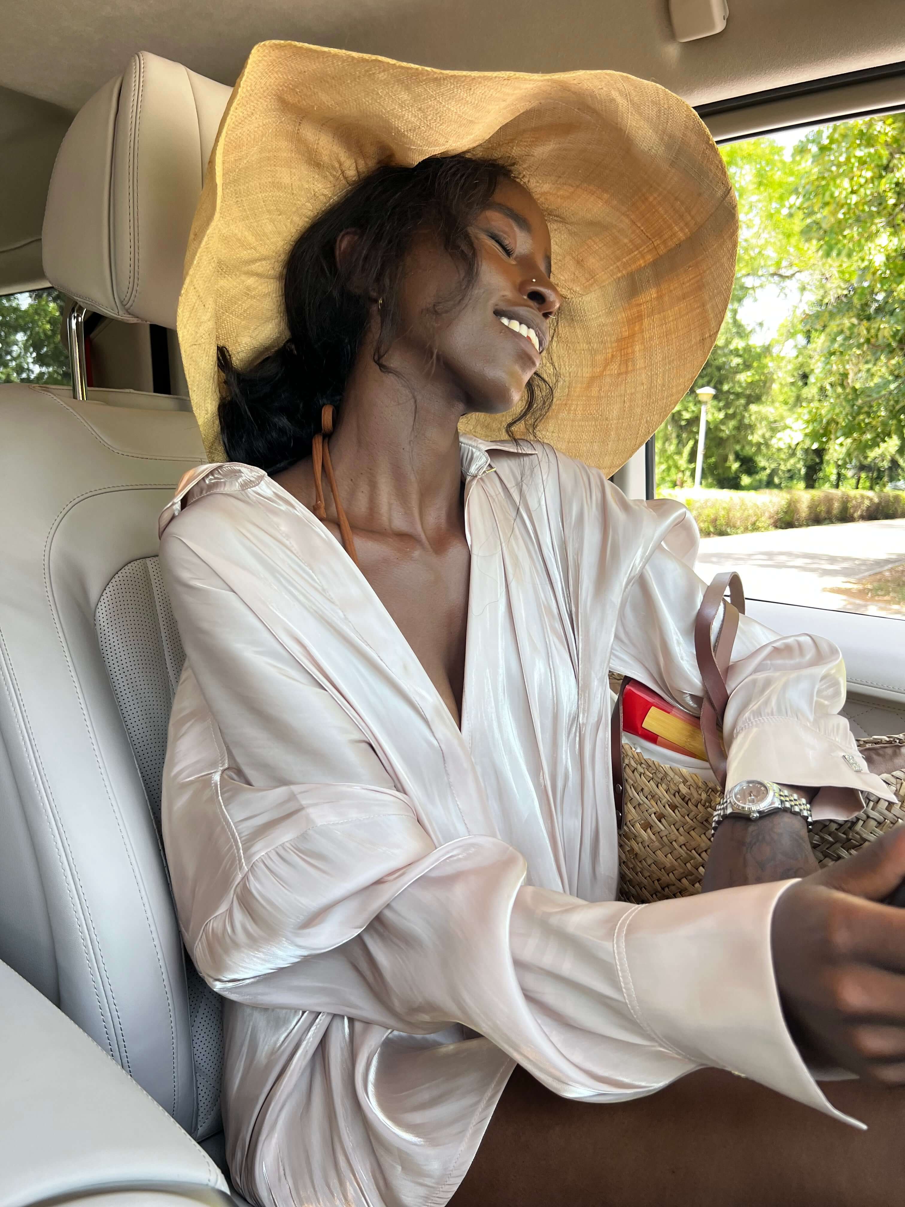 Compleu Elegant din Organza, Sampanie/Bej, Vanilla Mimosa