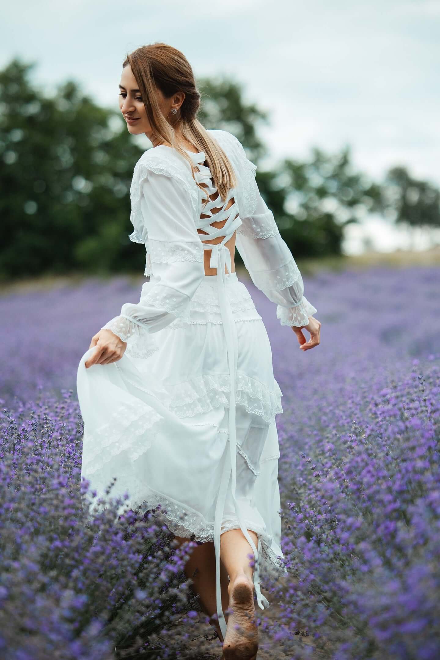 rochie alba midi dantela