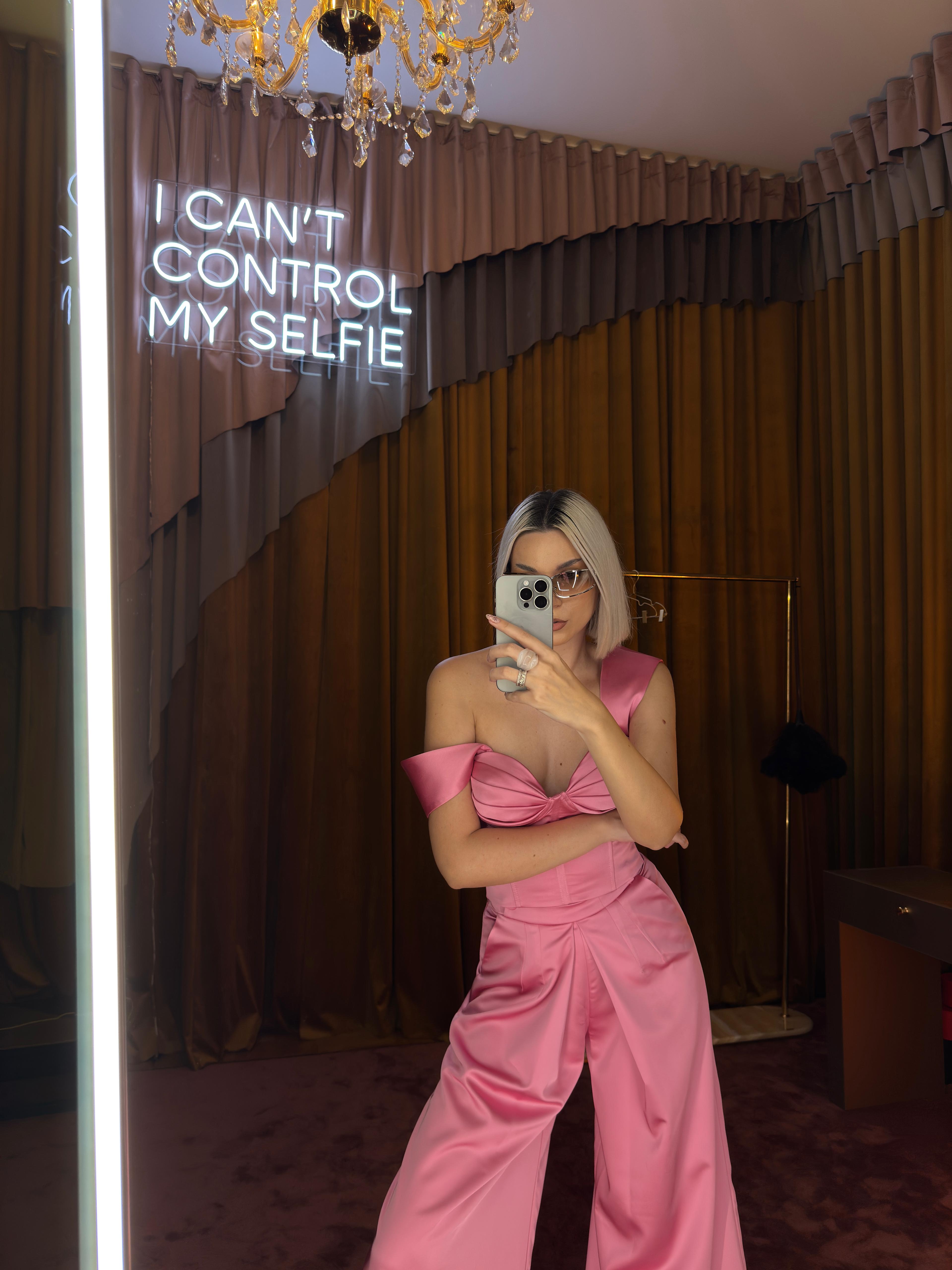 Pantaloni Satinati cu Croiala Larga, Roz, Paloma