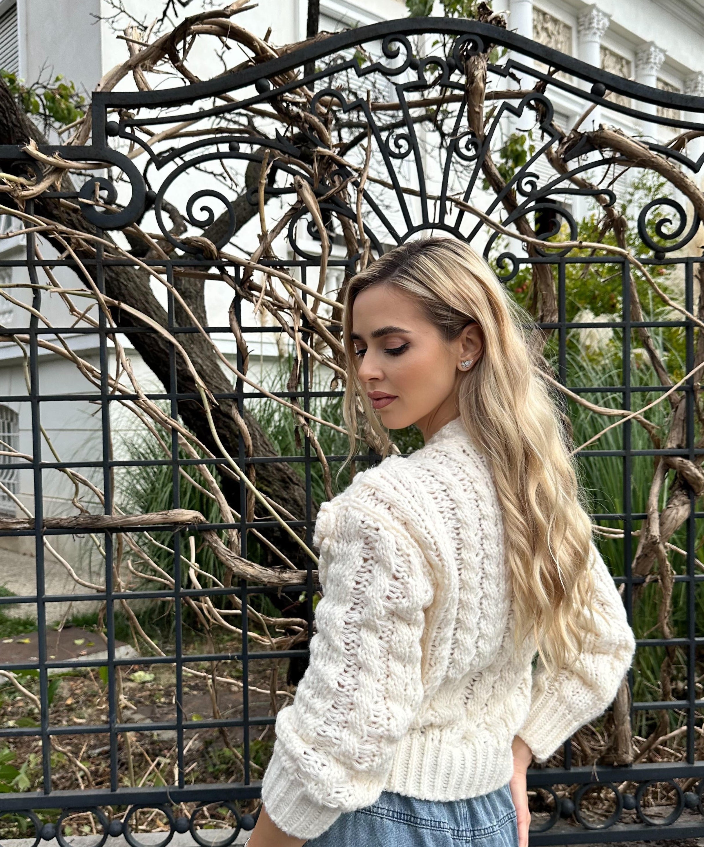 Pulover Tricotat cu Trandafiri, Ivory Roseline