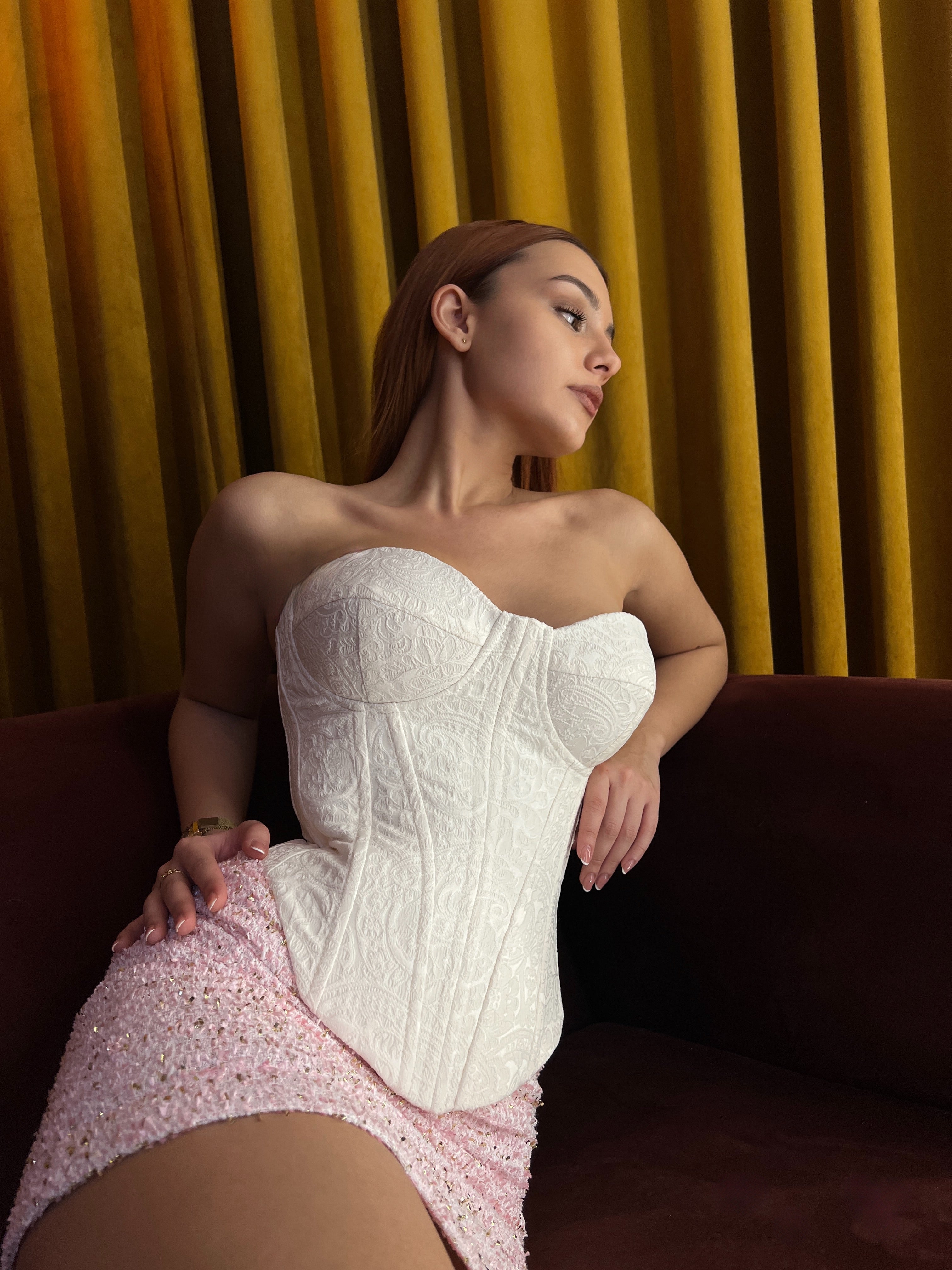 Corset cupe, structurat, tip brocard Daphne