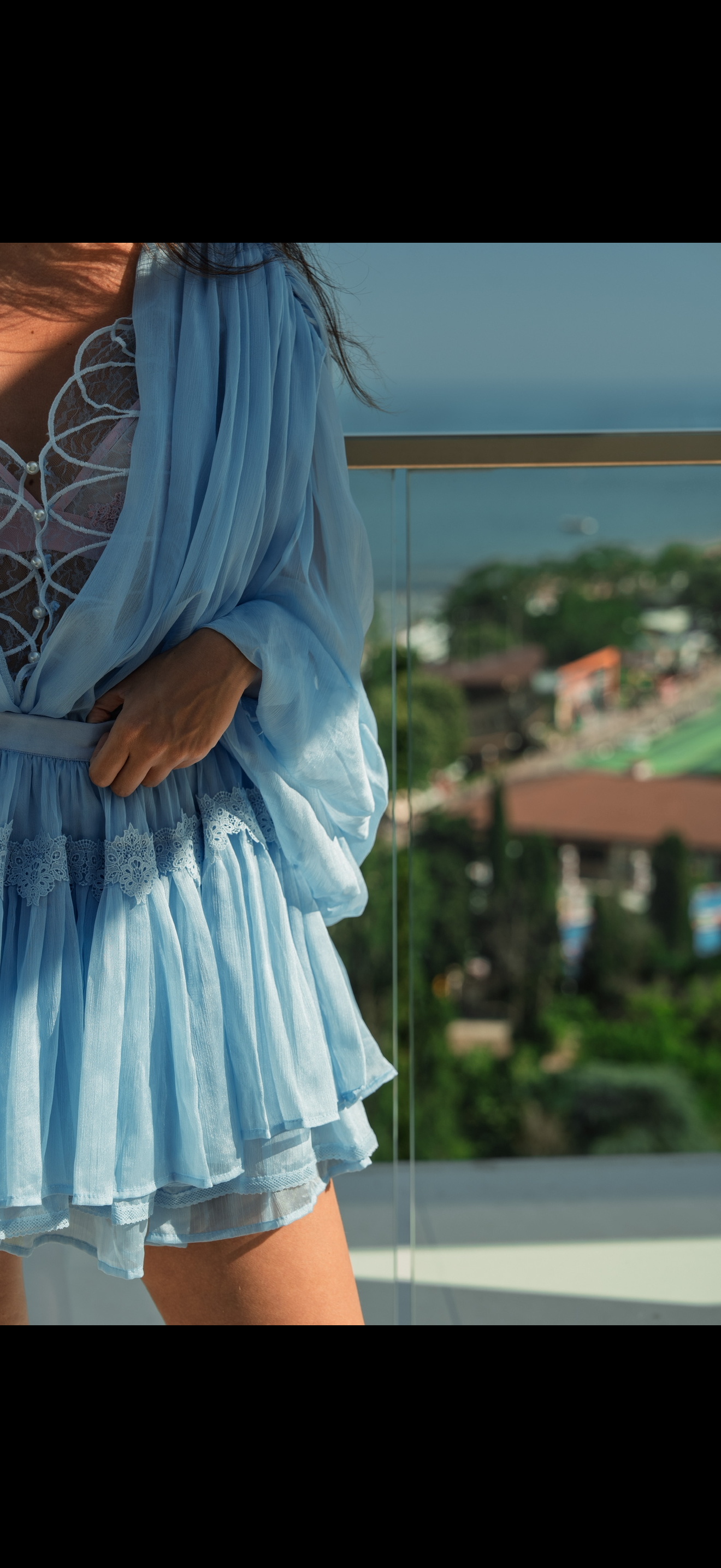 Set Bleu Ciel– Cămașă cu Mâneci Ample și Fustă Pantalon, Celestine