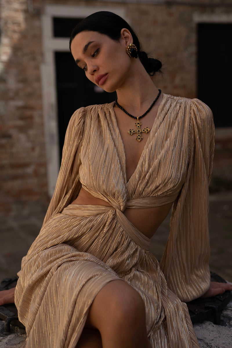 AMUN RA knotted maxi dress with long sleeve (in gold)