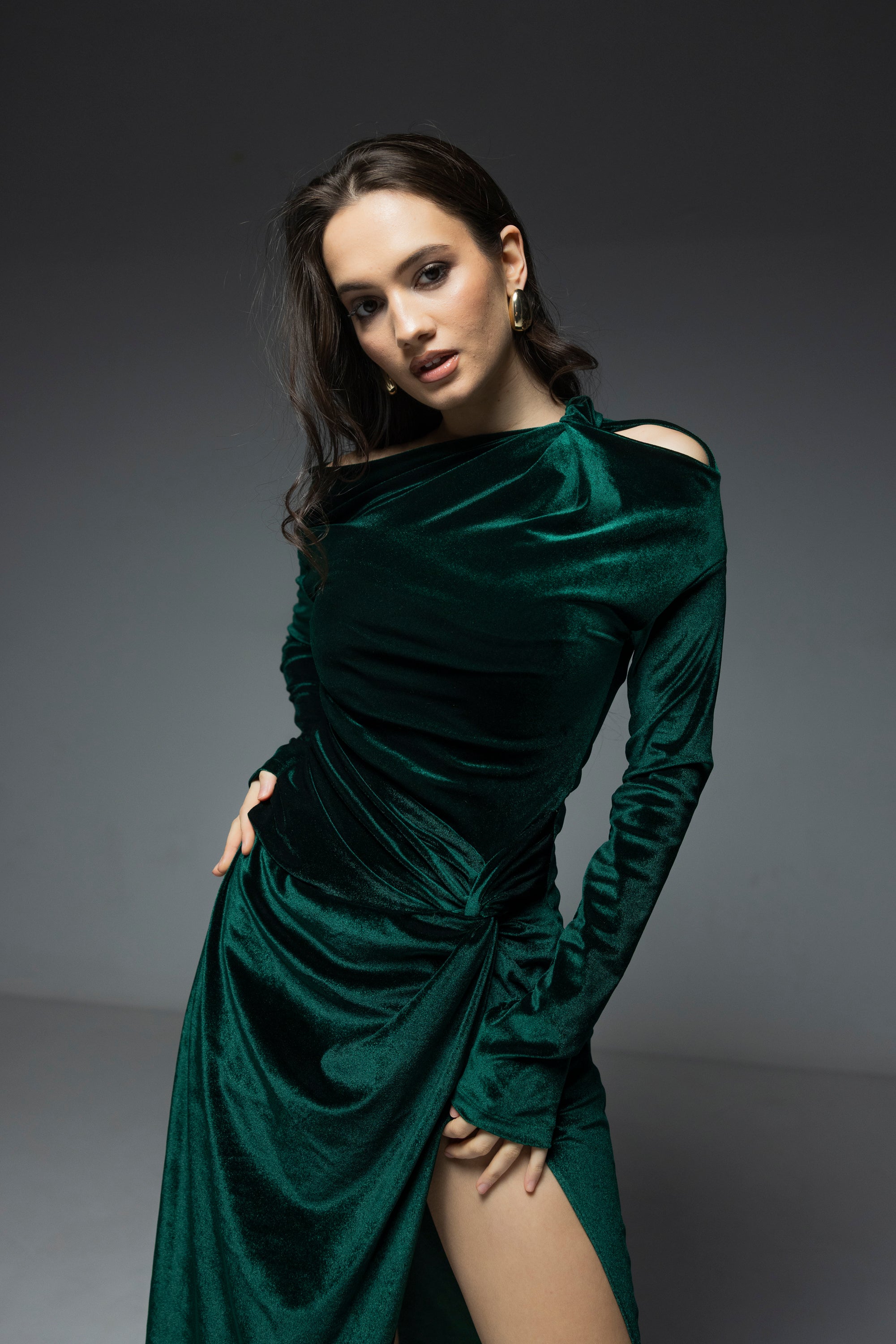 Rochie catifea cu drapaj, verde, Arlu