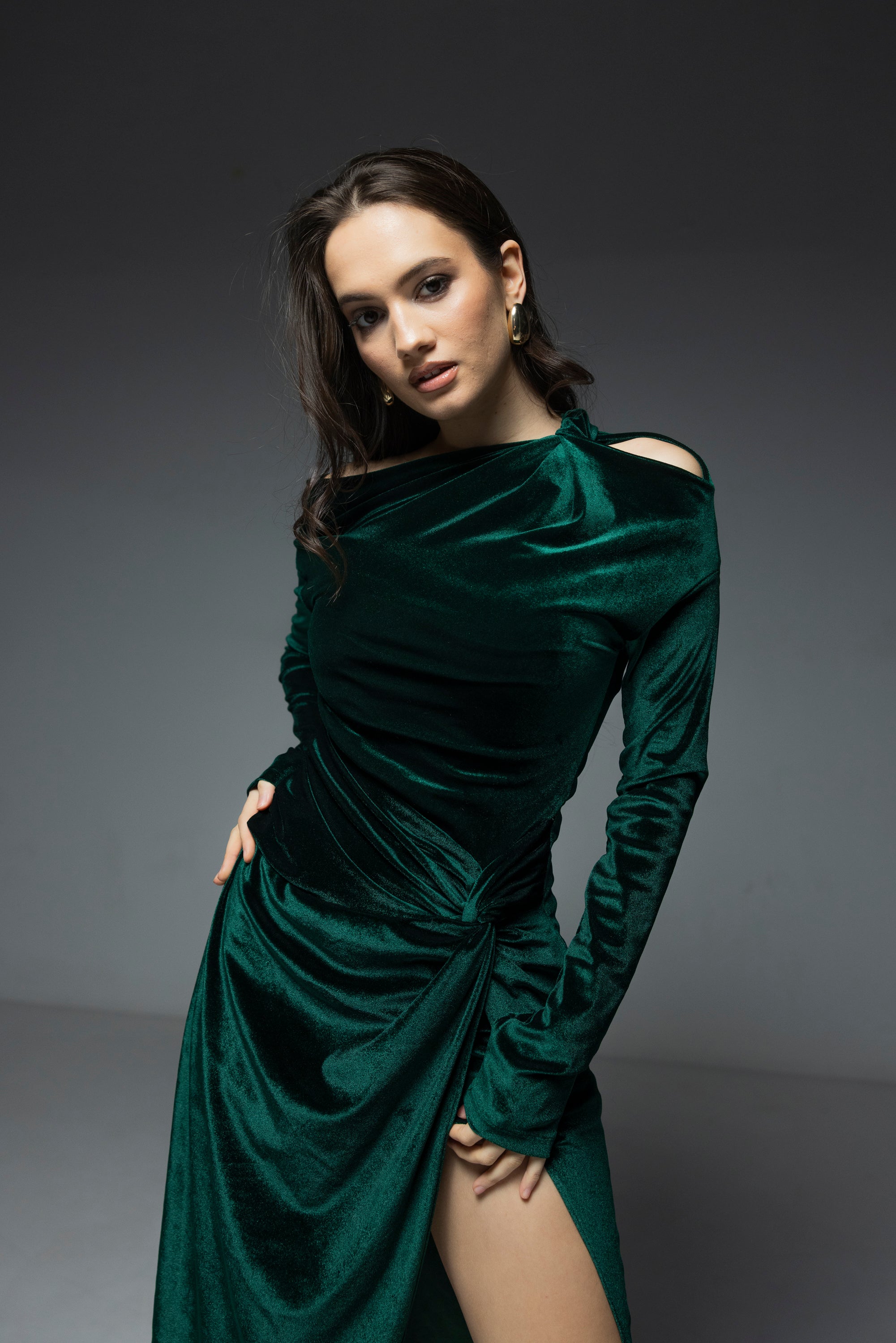 Rochie catifea cu drapaj, verde, Arlu