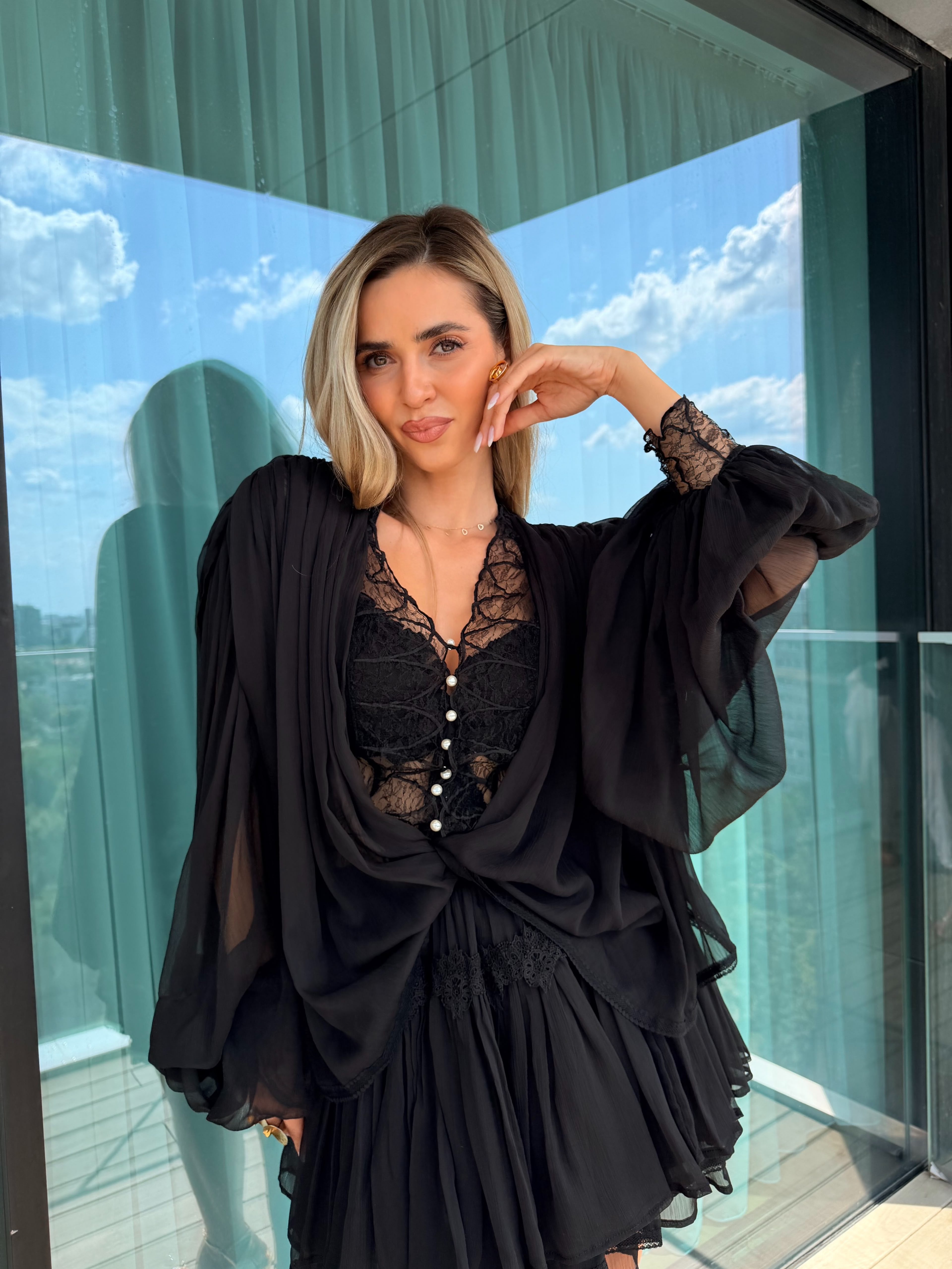 Set Noir - Cămașă cu Mâneci Ample și Fustă Pantalon,Celestine