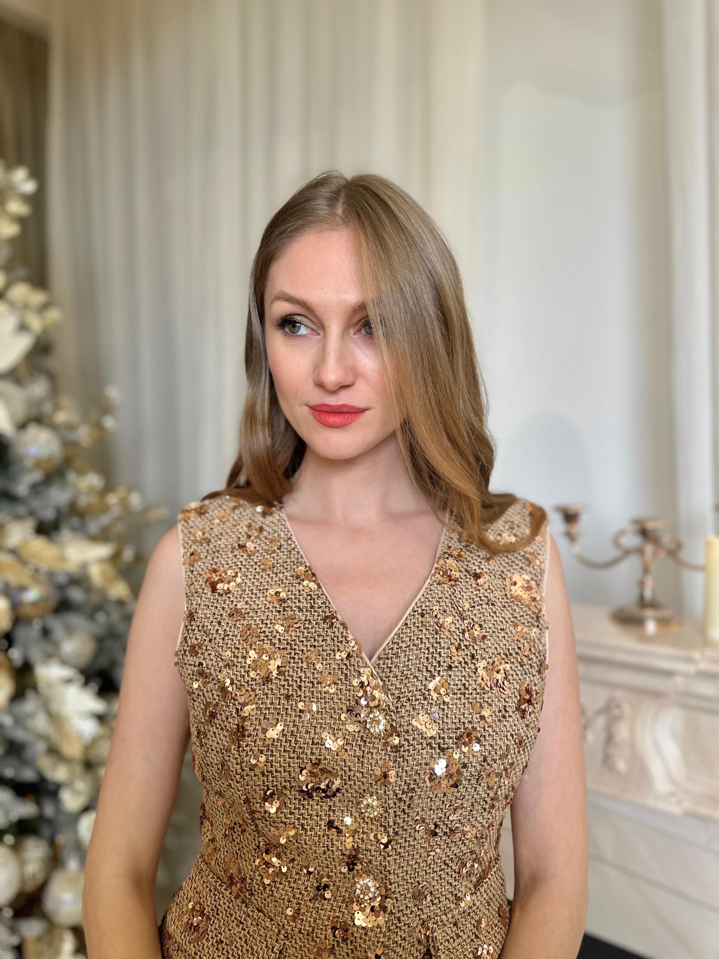 Elegant Tweed Vest with Jewel Buttons - Léonie