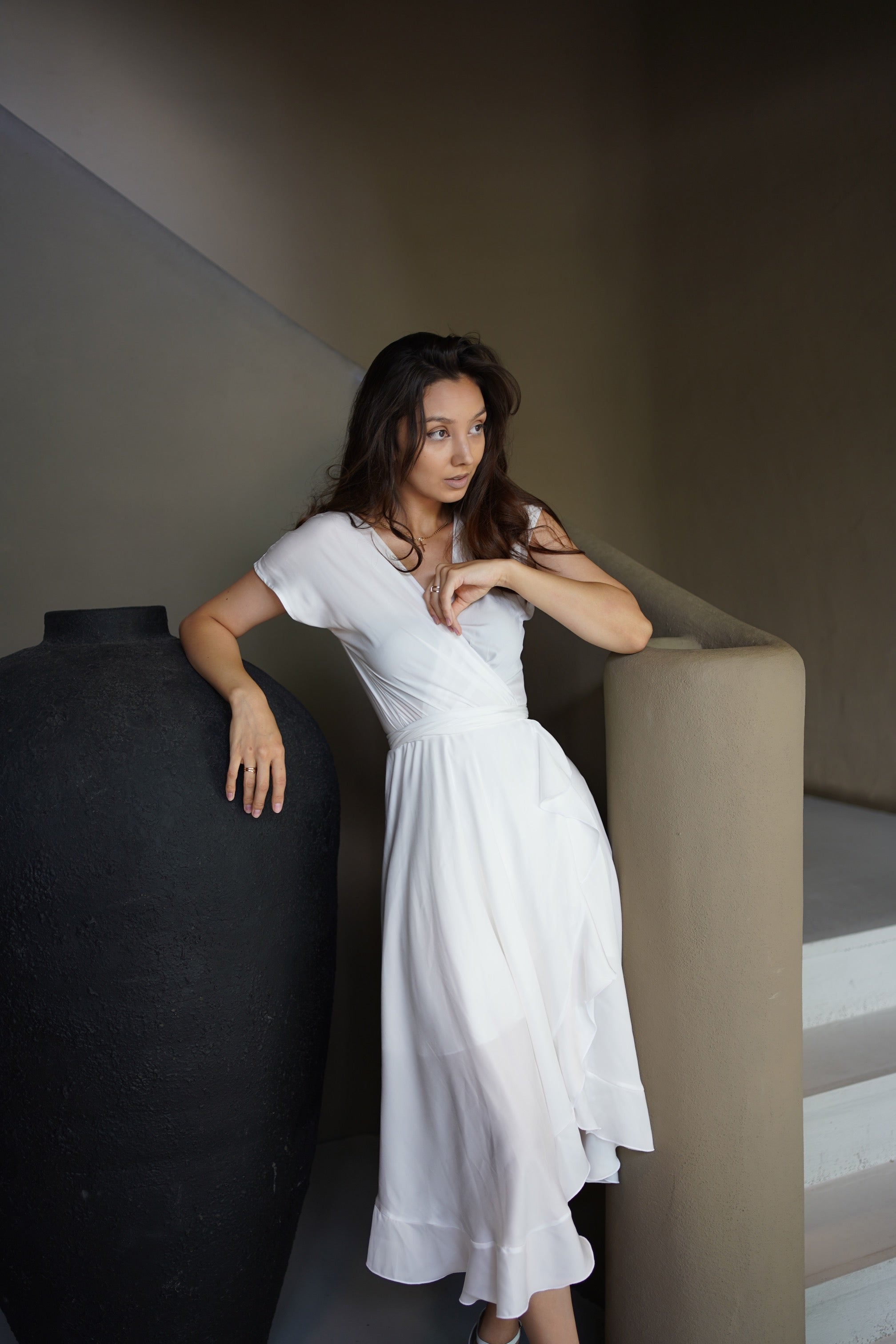 rochie alba vaporoasa petrecuta