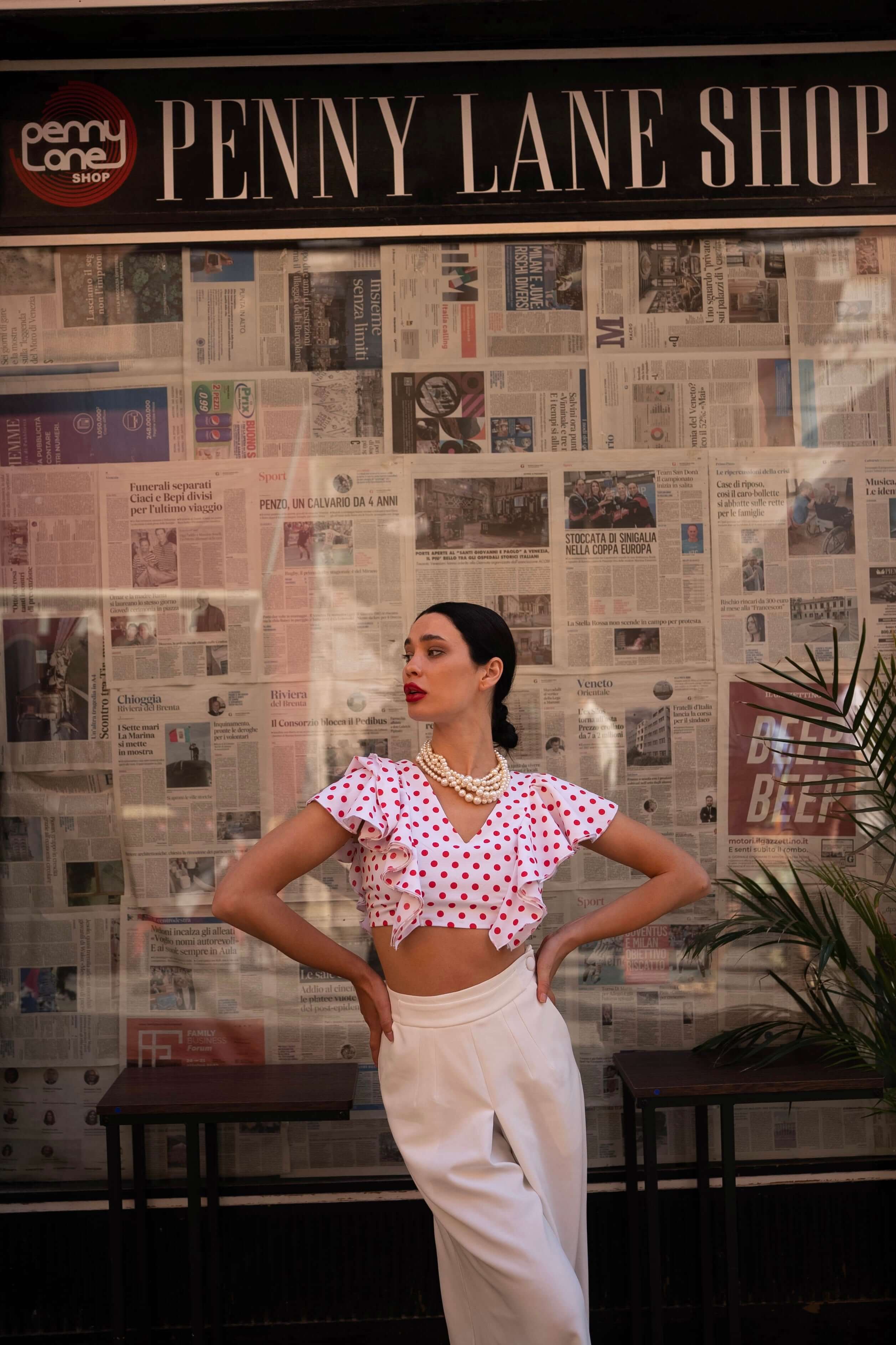 top alb buline rosii