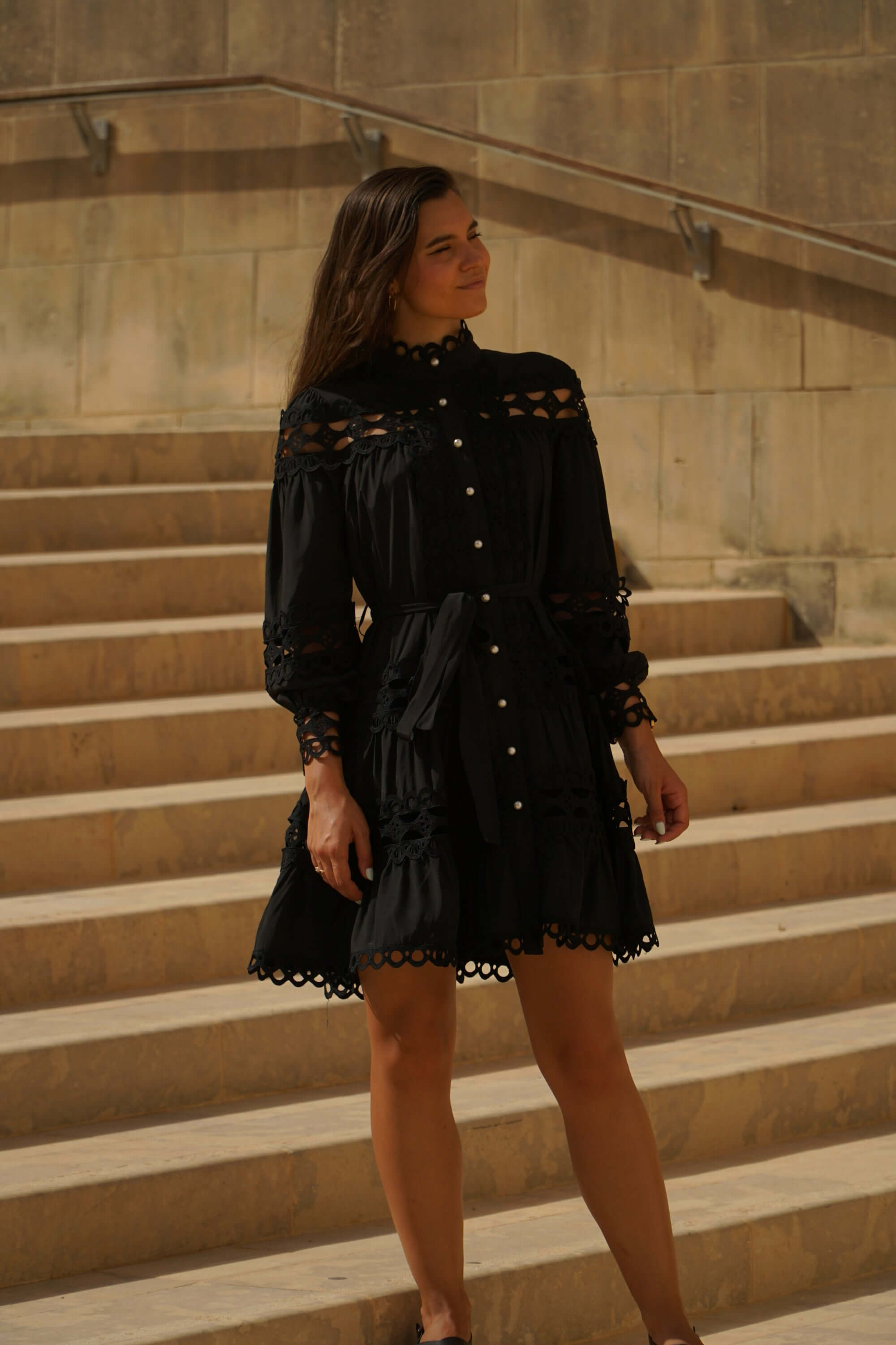 rochie neagra scurta broderie