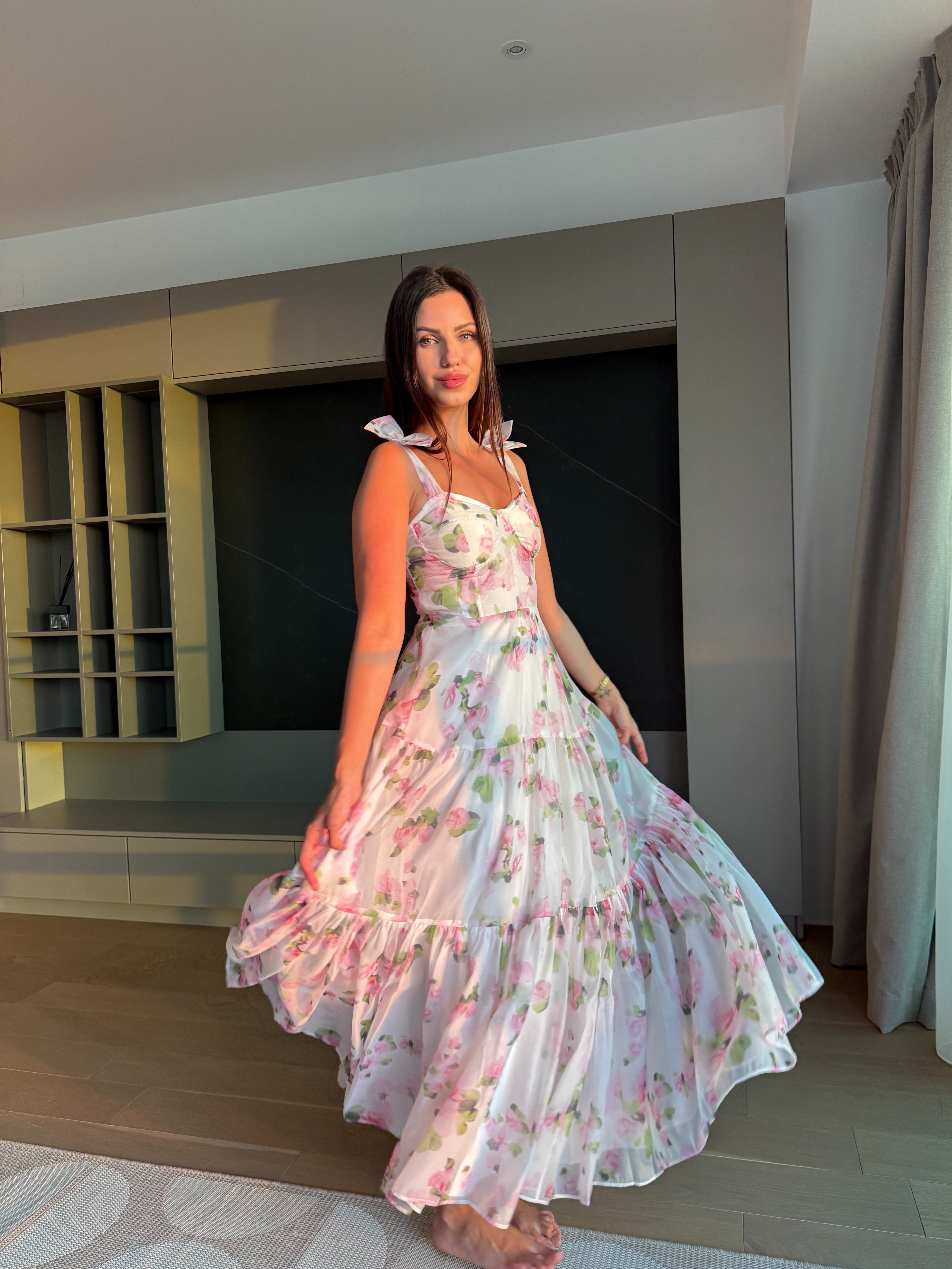 Rochie midi florală roz cu corset și fustă amplă, Rosamee