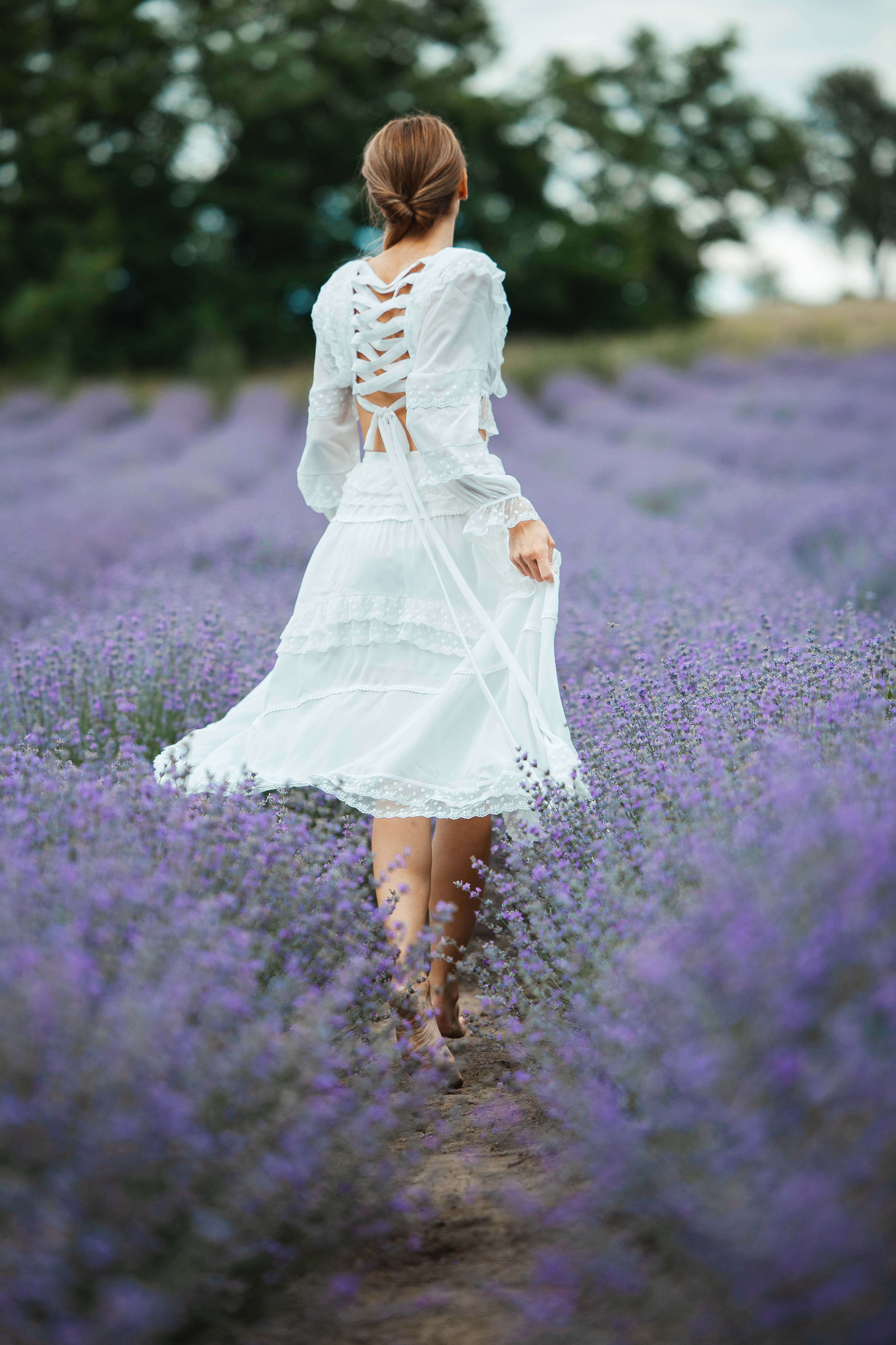 rochie alba midi dantela