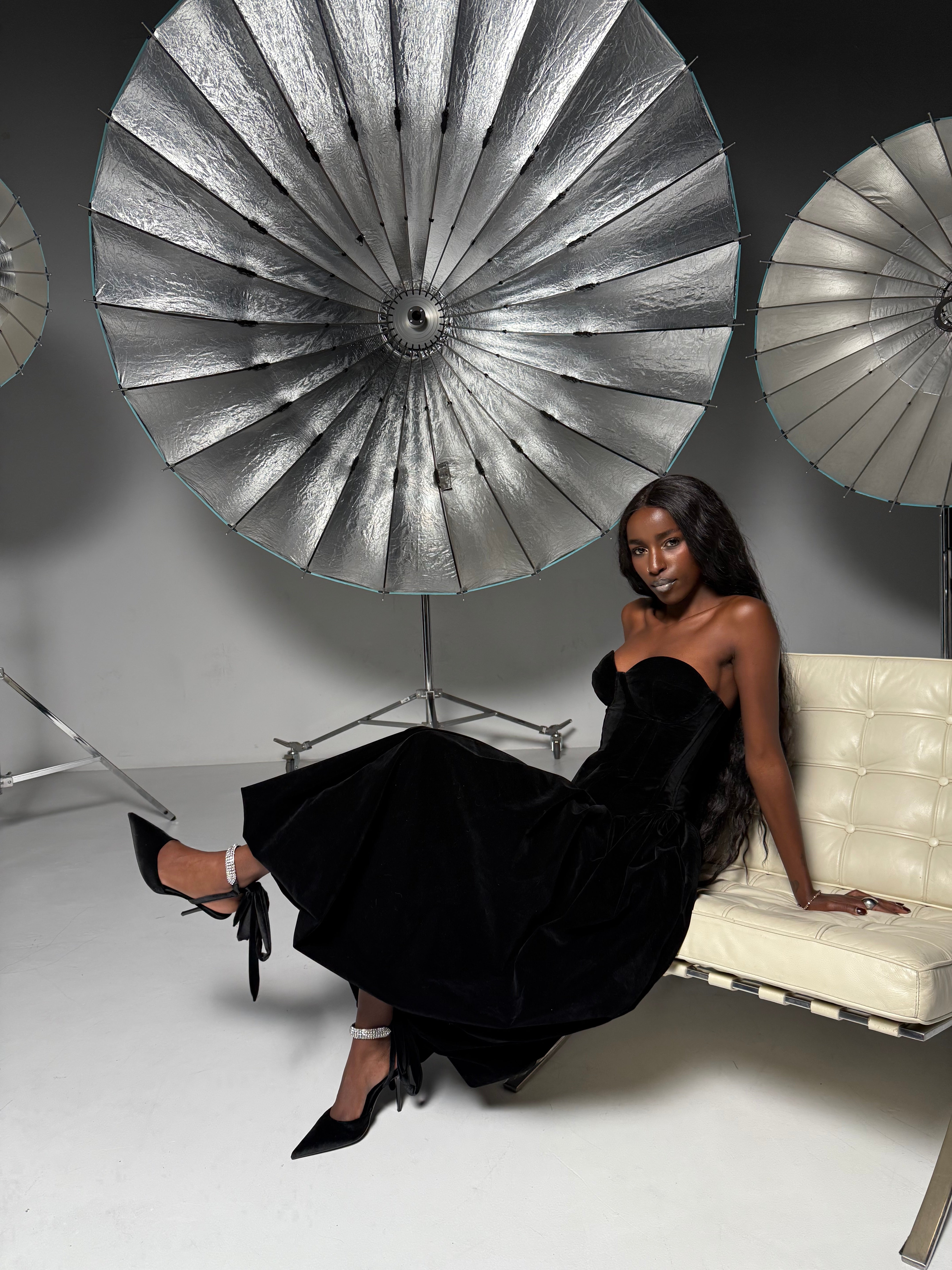 Fusta catifea tip balon midi, Veda,Neagra