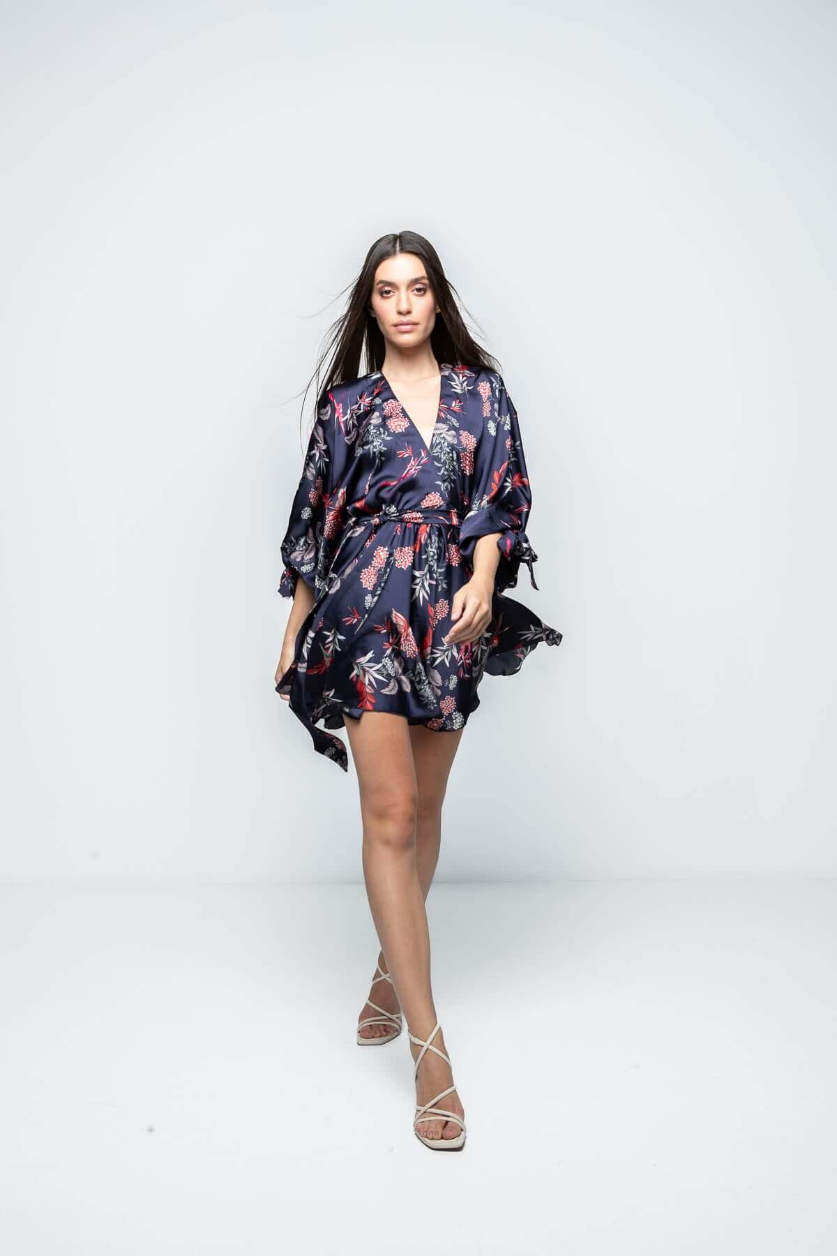 rochie scurta bleumarin cu flori