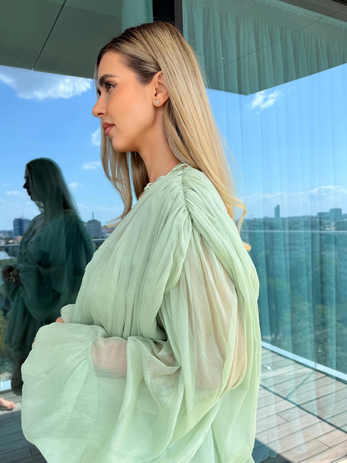 Set Matcha -Cămașă cu Mâneci Ample și Fustă Pantalon, Celestine