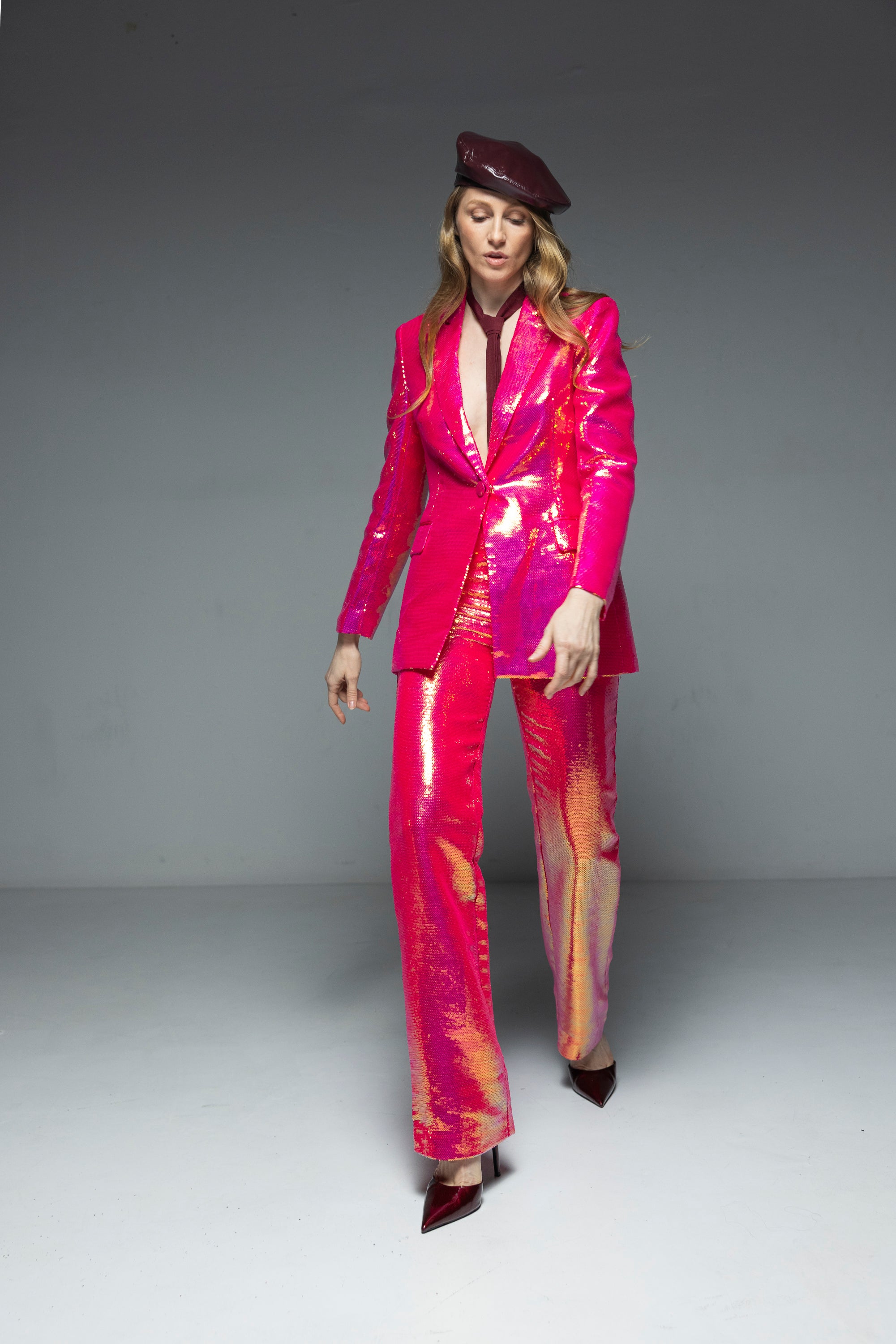 Elegant Women's Sequin Suit, Leo, Pink