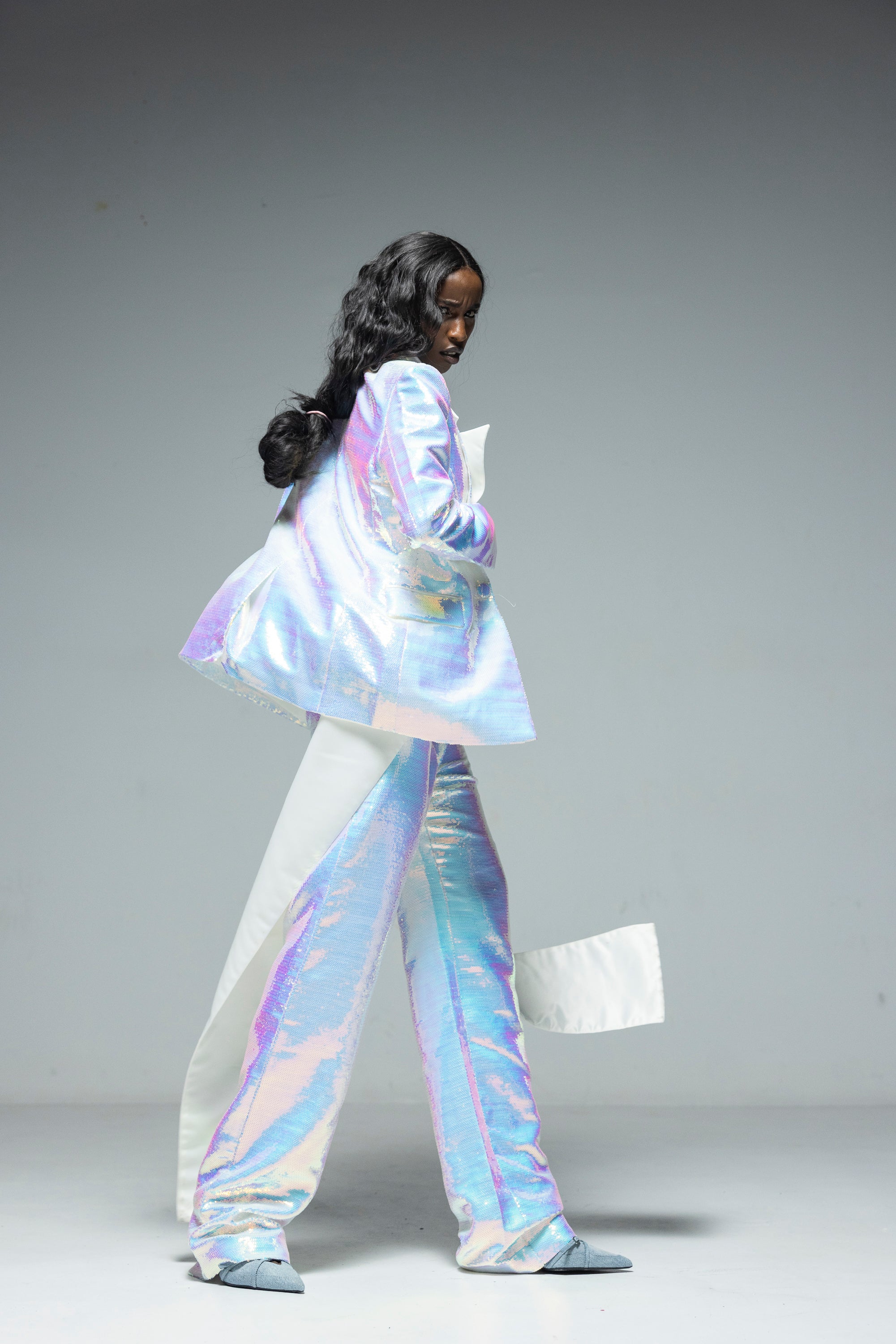 Elegant Women's Sequin Suit, Leo