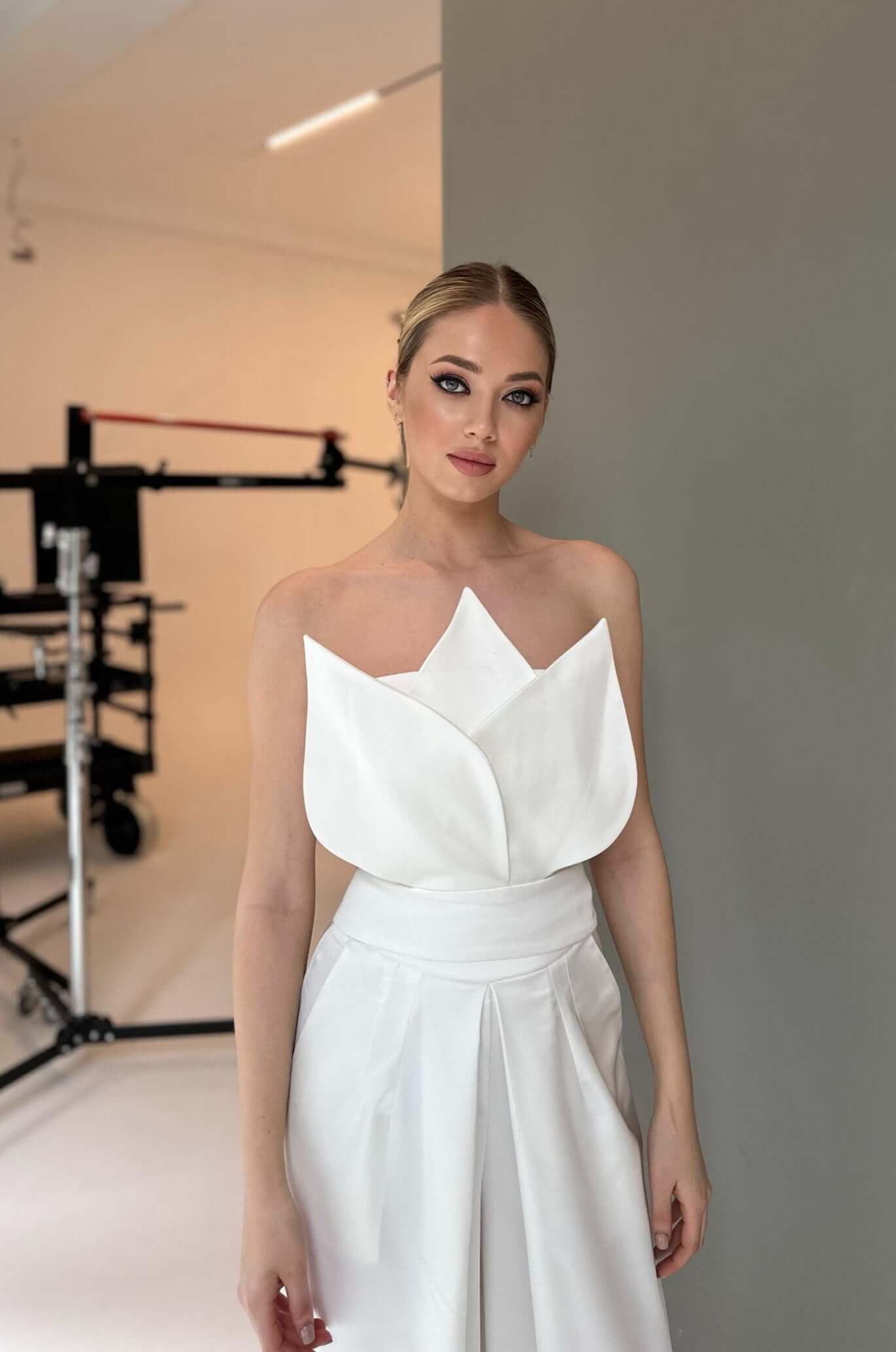 Corset, Lotus, White