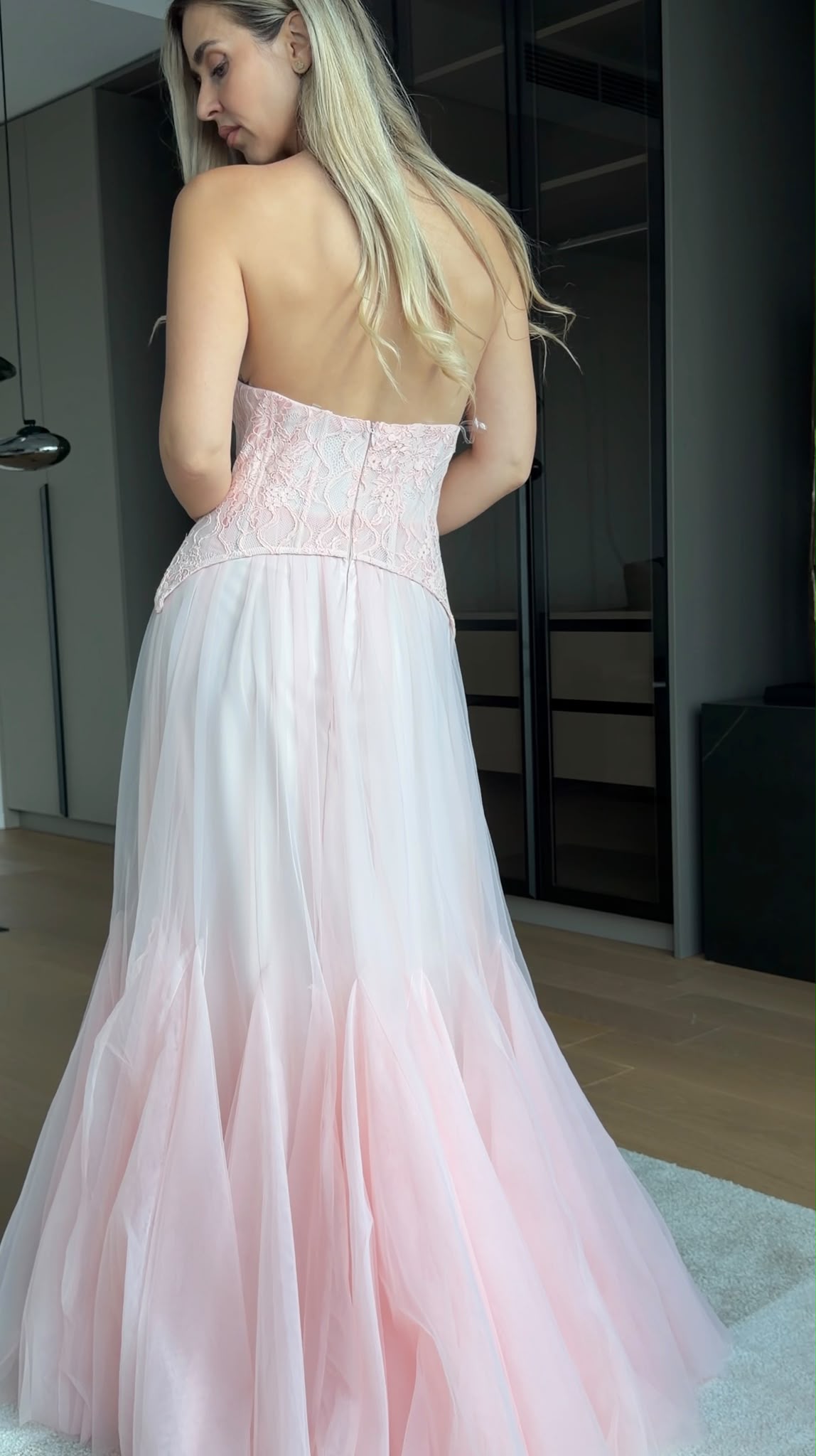 Rochie lungă elegantă  cu corset, din tulle și dantelă, Isabeau Poudré