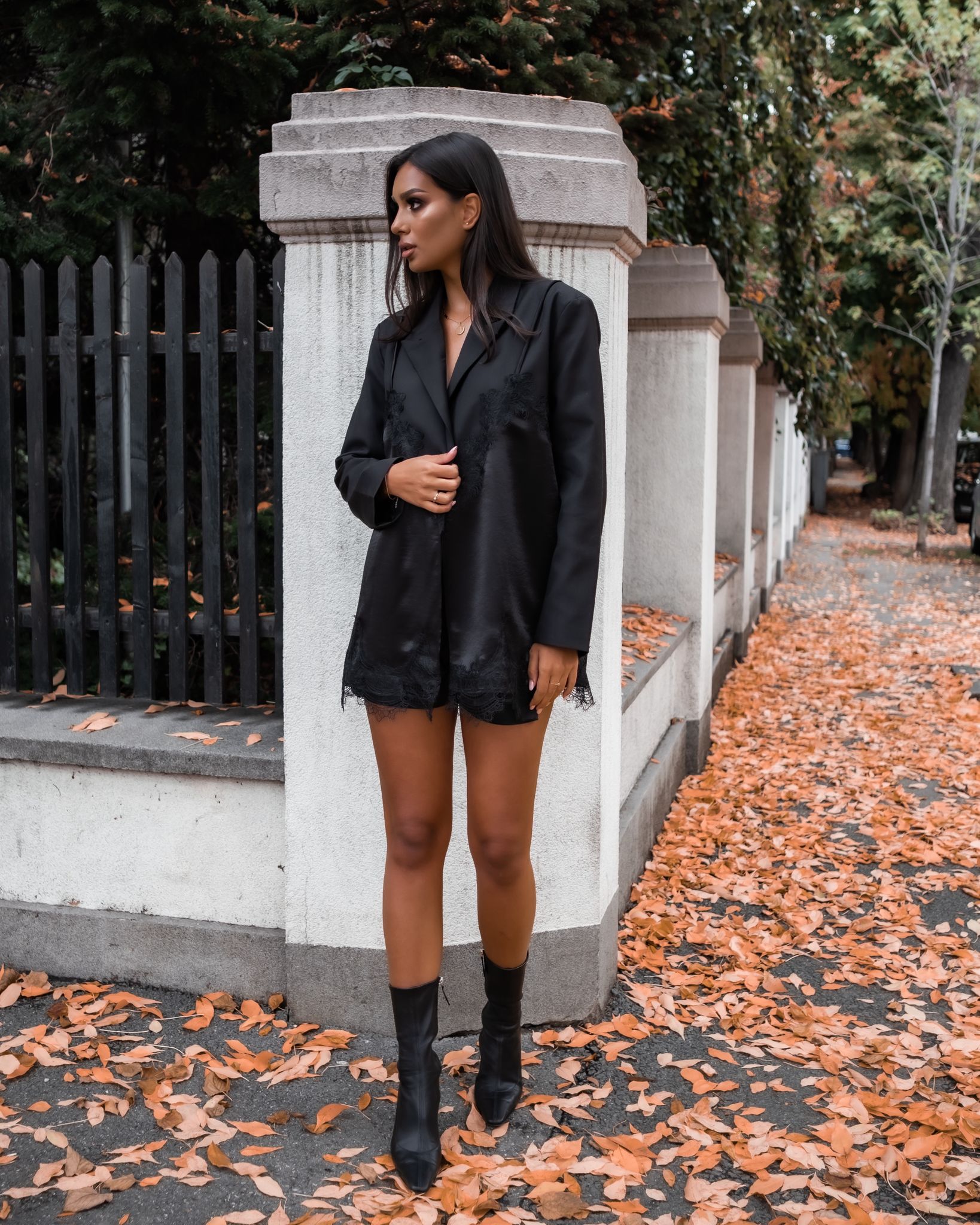 Blazer Sacou cu Dantela, Negru, Anouk