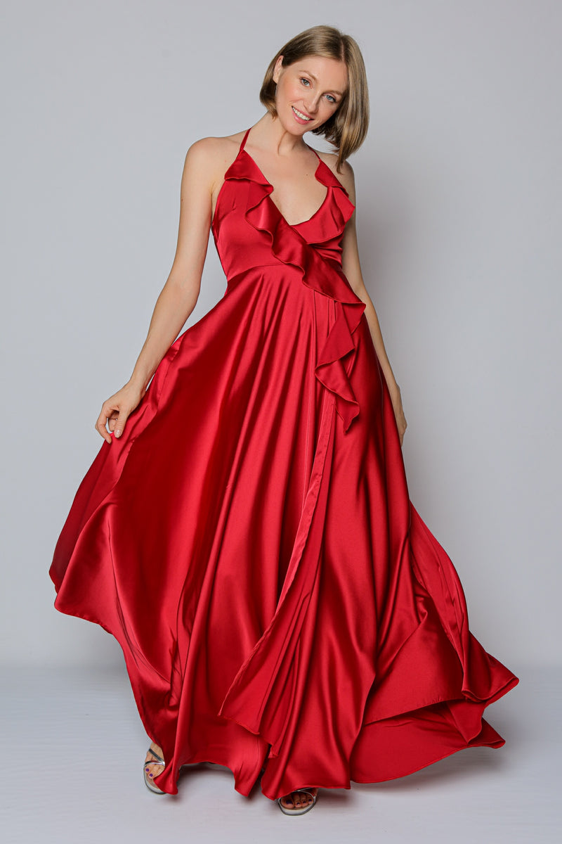 rochie lunga vaporoasa rosie